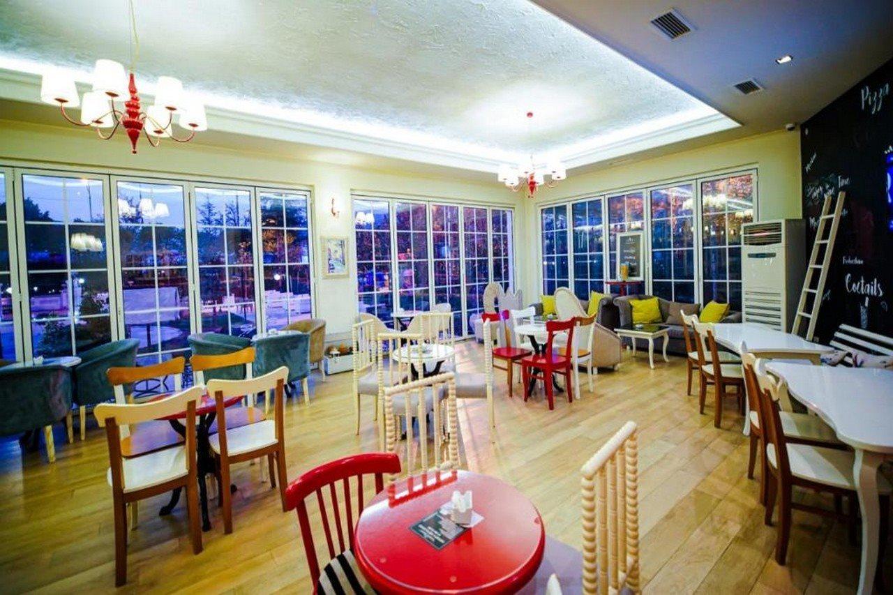 Univers Hotel Elbasan