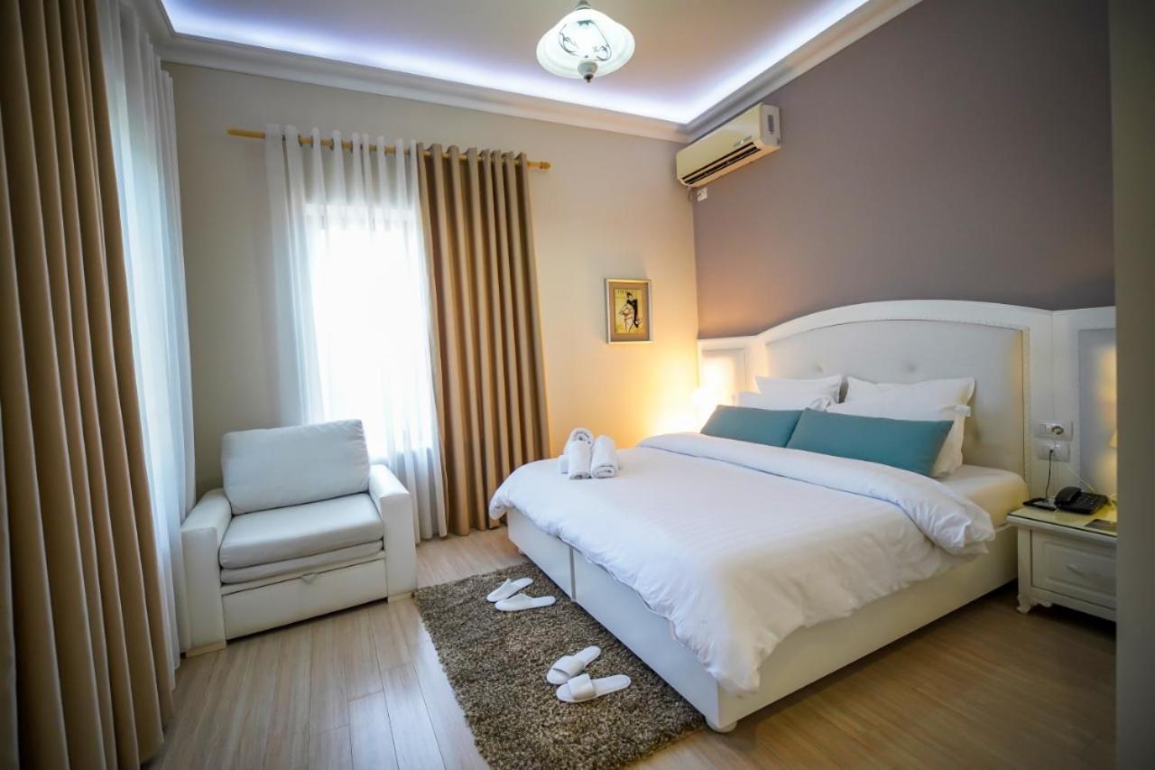 Univers Hotel